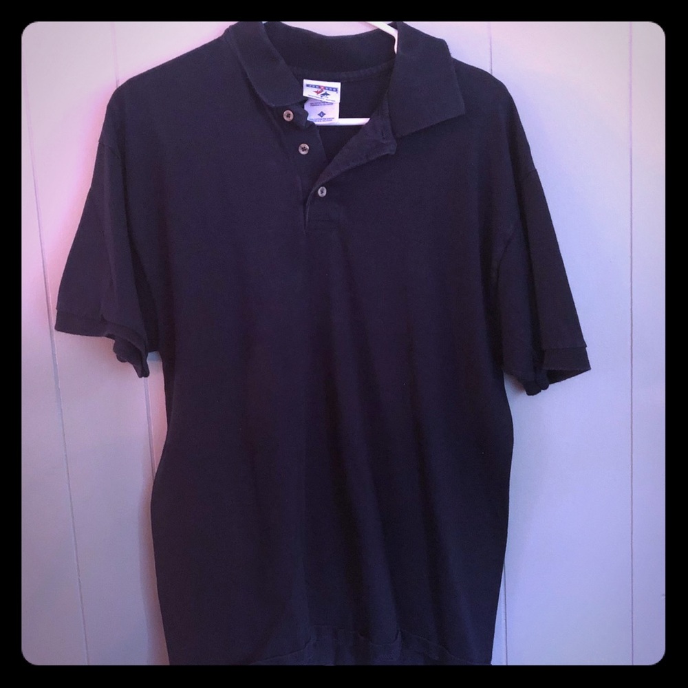 Men’s blue polo